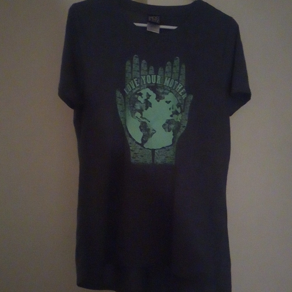 Modernlux graphic tee